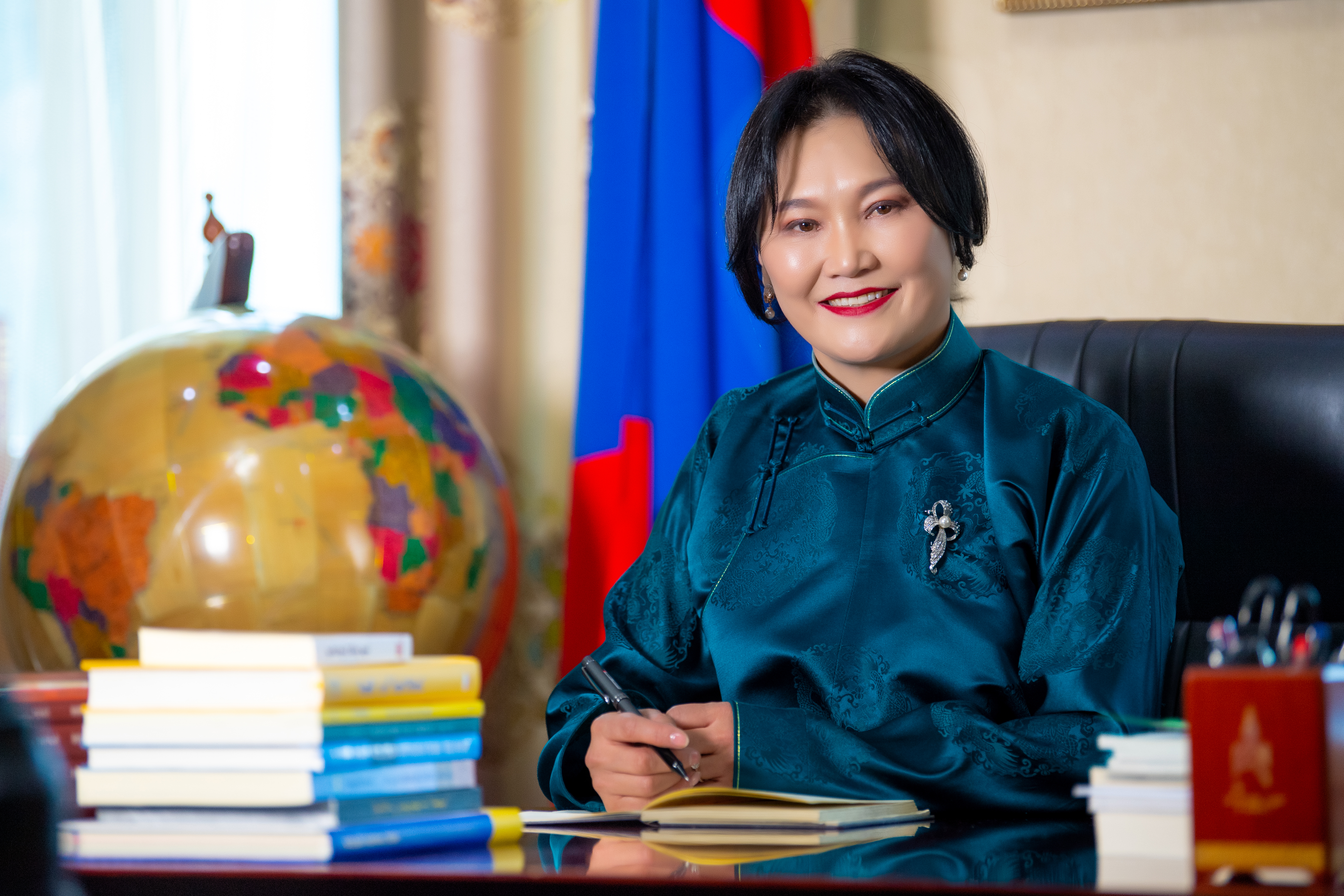 Захирлын мэндчилгээ